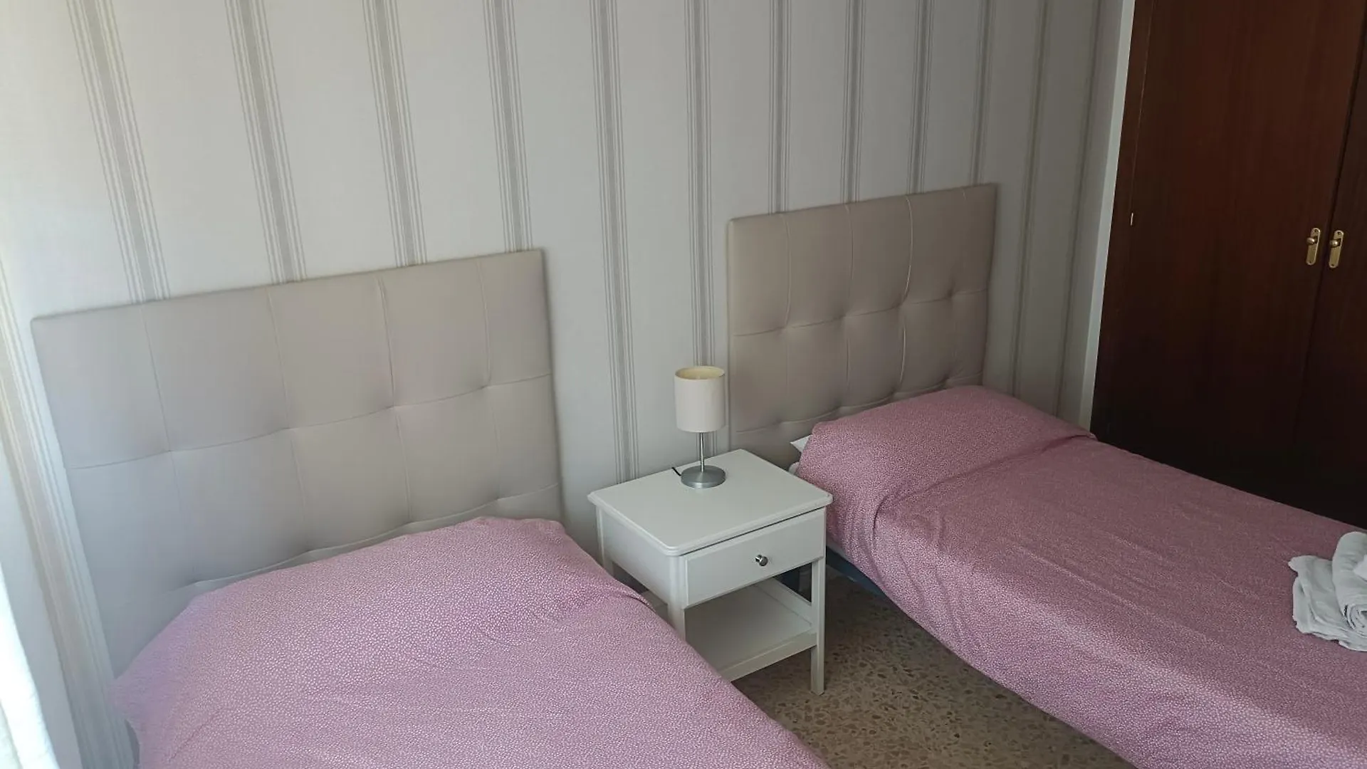 Piso Para 6 Junto Al Acueducto. A Pasos Del Centro Seville Apartment